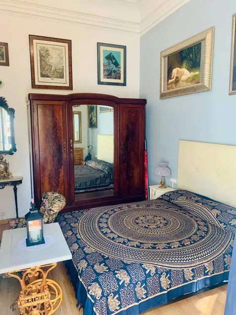 Classic Old Town Apartment - Image 1