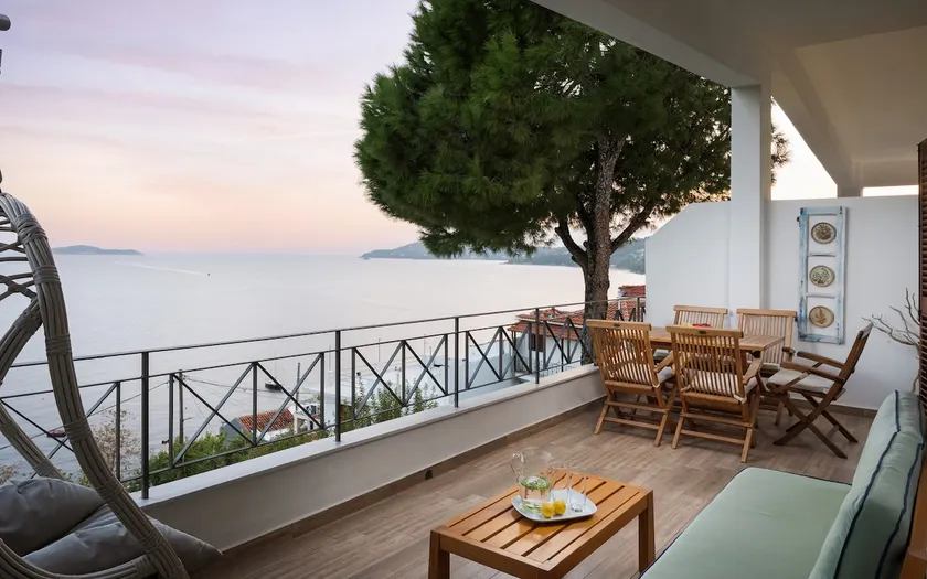 The Sea House Skiathos - Image 1