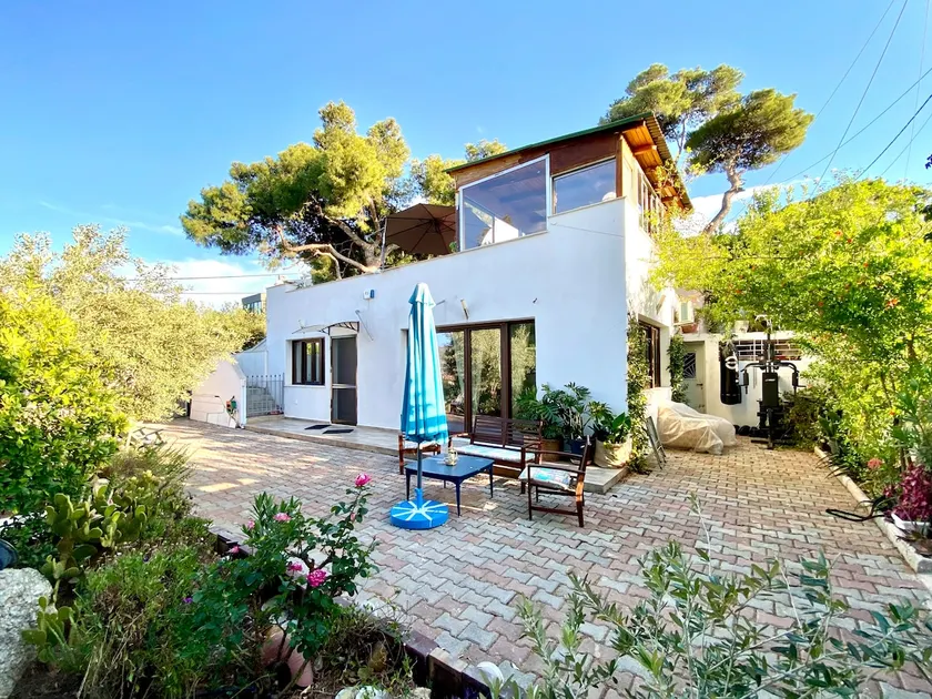 Litsa’s Cozy House - Image 1
