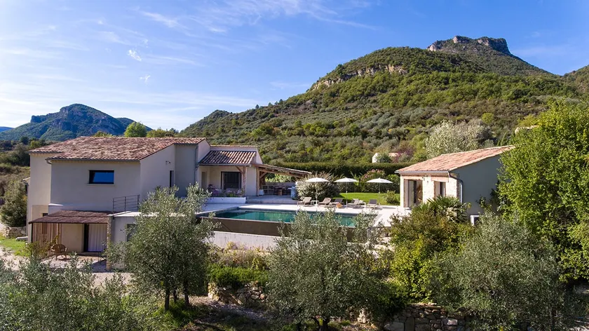 Character house, private pool, near Nyons - Image 1