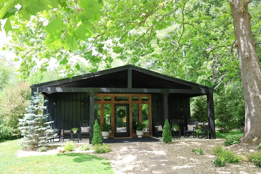 Ivy Cottage by Creative Cabins - Image 1