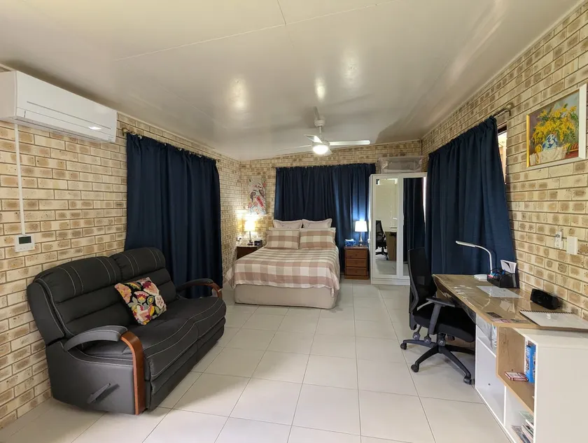 Inexpensive Longer Stay Studio Apartment - Image 1