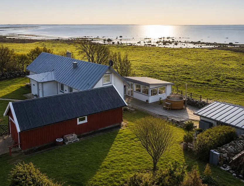 A Swedish Summer Dream - In Varberg, Galtabäck. - Image 1