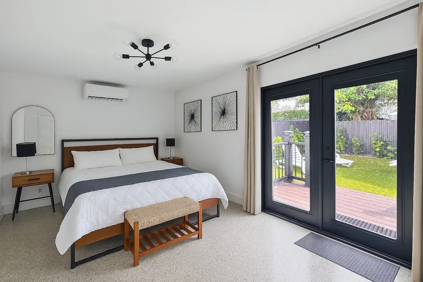Private King Suite in Miami - Image 1