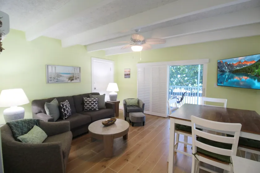 LaidBack 1BR Sanibel Beach Stay - Colony Inn 14 - Image 1