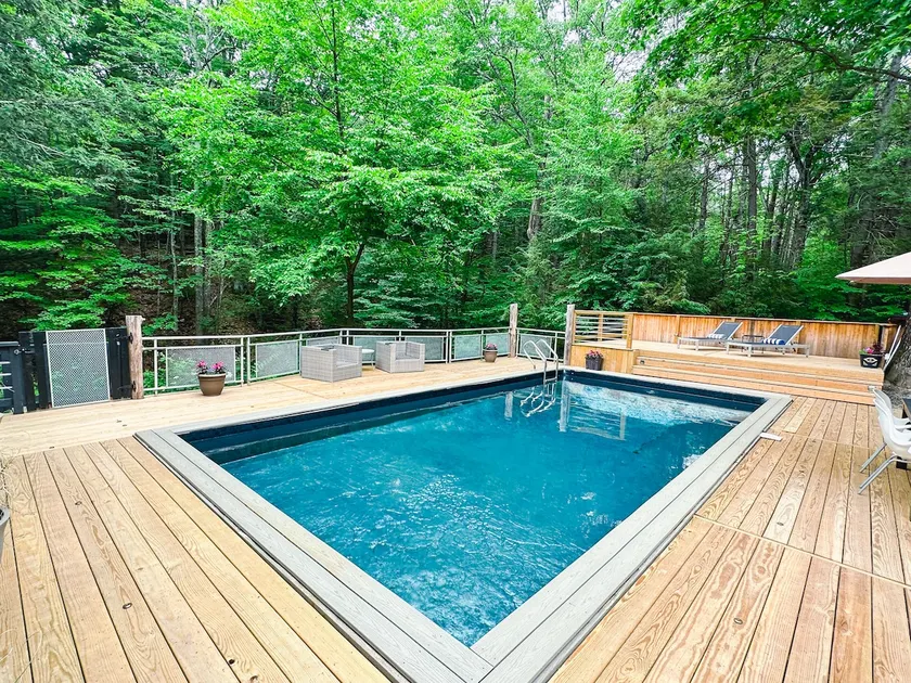 Chef’s kitchen, firepit, 30 min to ski slopes - Image 1