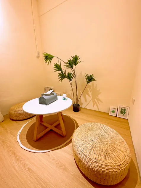 Good Sleep Little Day ~ 301 Double Suite.2 min walk from King Bus Puli Station.Newly decorated self check-in - Image 1