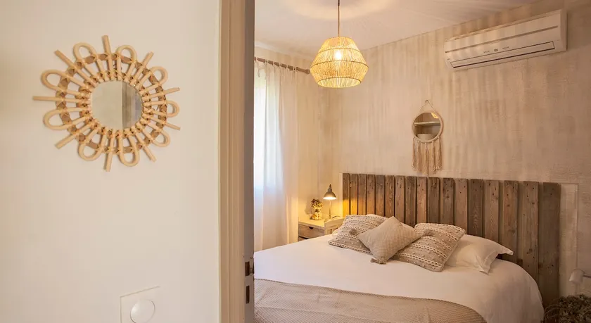 One bedroom maisonette Bamboo with garden - 2 4 - Image 1
