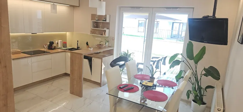 Apartament Cyrkoniowa, FREE Parking, Fast Wi-Fi - Image 1