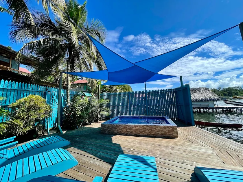Spacious, Over the Water Home with Plunge Pool - Image 1