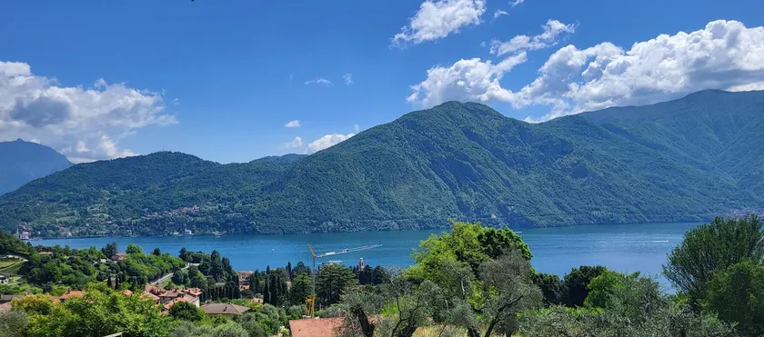 Casa Intignano Apartment and terrace overlooking the lake - Image 1