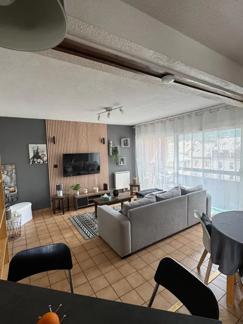 APPARTEMENT 4 PERSONNES A 500M DES TELECABINES - Image 1