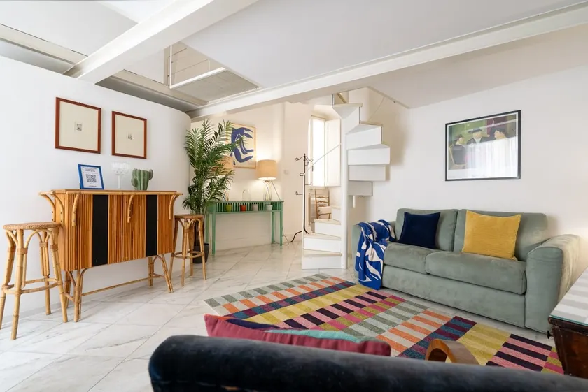 Peruzzi Apartment - Image 1