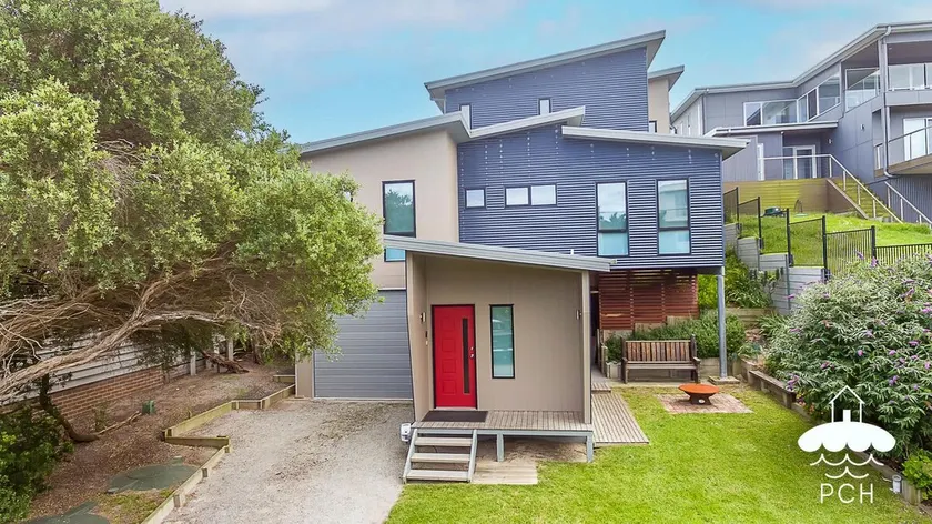 37 Oceanview Pde - Image 1