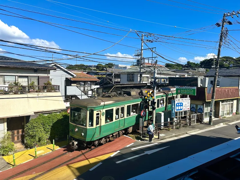 【海まで2分‼︎ 8名までOK！腰越駅0分】60㎡2F全て貸切‼︎江ノ島、鎌倉高校前、七里、鎌倉駅近く　 - Image 1