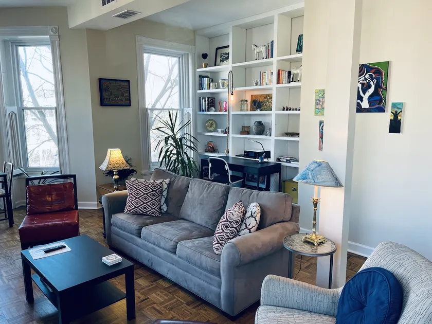 of Lincoln Park | 11ft Ceiling | 1,750ft² | W/D - Image 1