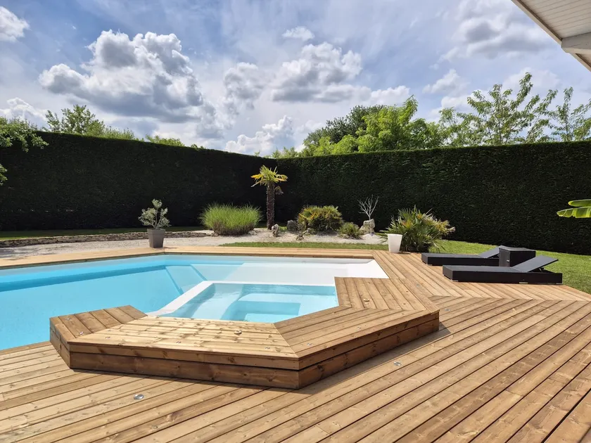 Guesthouse near Bordeaux / Parking Pool - Image 1