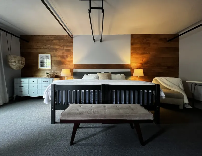 The Alder Plank | Quiet Cal King + Garden Retreat - Image 1