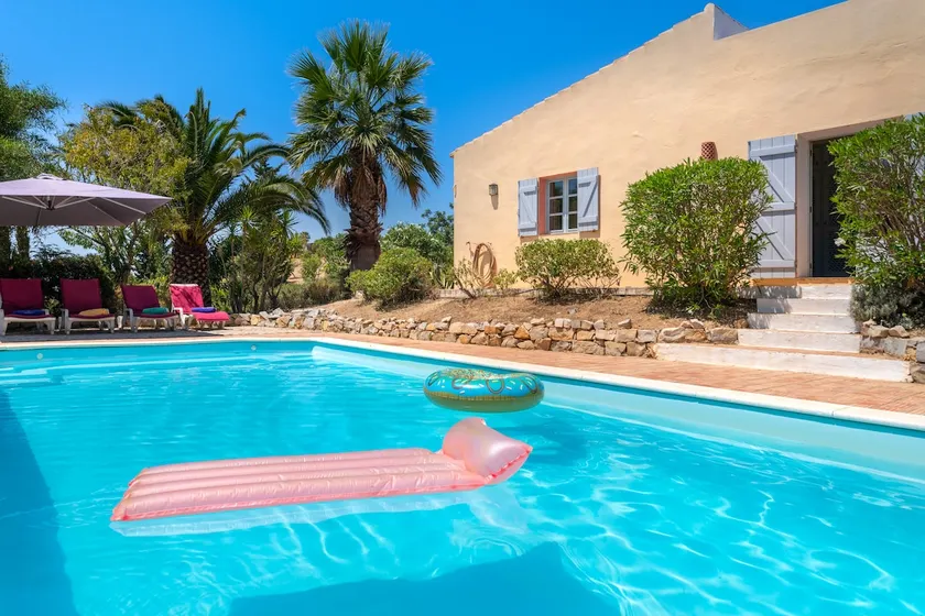 Morro dos Anjos - 5BR Charm with private pool - Image 1