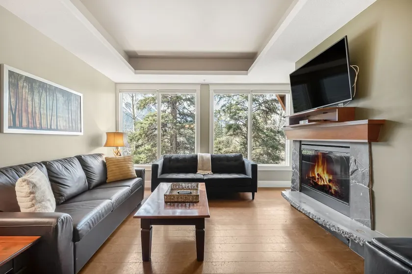 Star Suite -Luxurious condo with 3 fireplaces, and open Pool! - Image 1