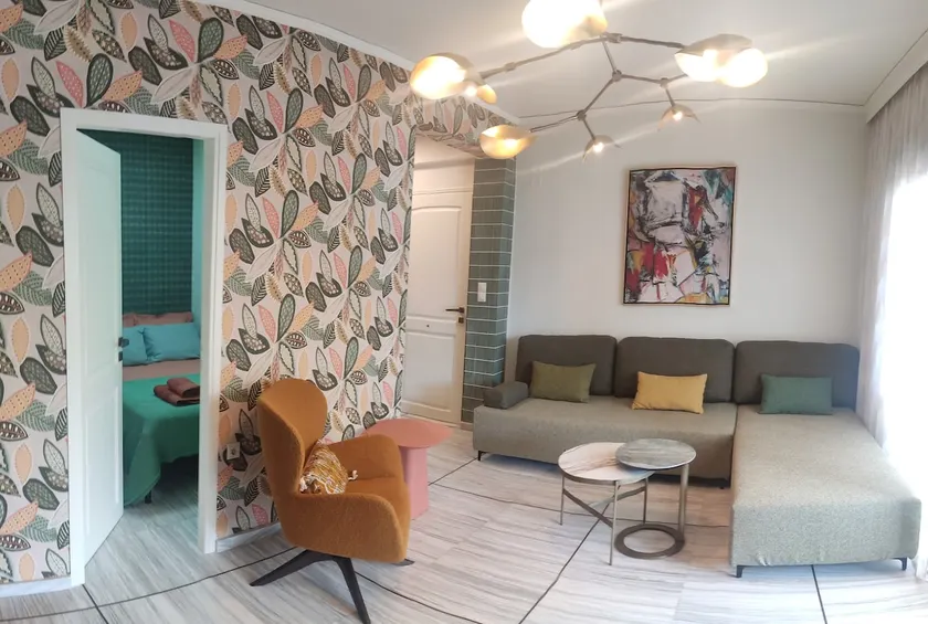Sandy's apartment - Image 1