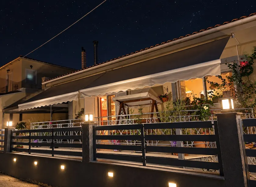 Sea House Kaminia - Image 1