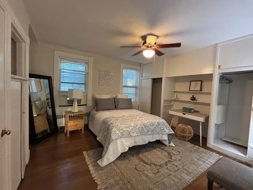 Charming Upper Montclair 2Bed | Parking Included - Image 1