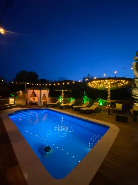 Fabulous studio/apt, with terraces, pool & cabana. - Image 1