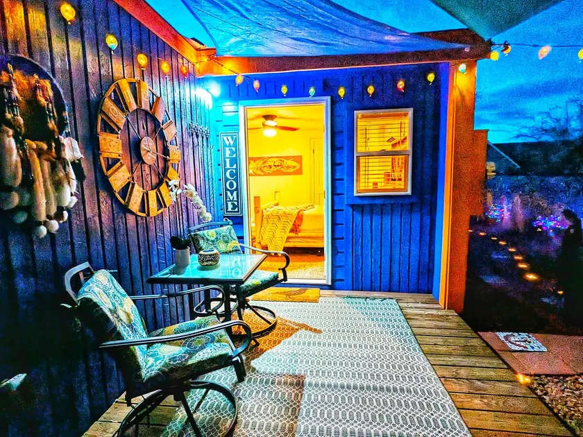 Starry, Starry Night Private Artist Hideaway - Image 1