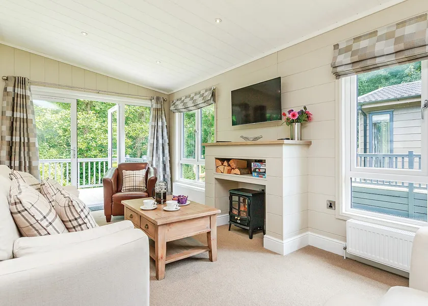 Pemberley Watersedge Lodge - Image 1