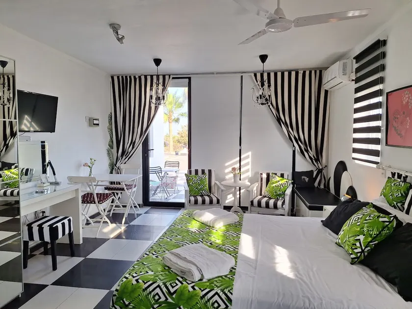 The Pervoli Studio - Pool - Close to Beach - Image 1