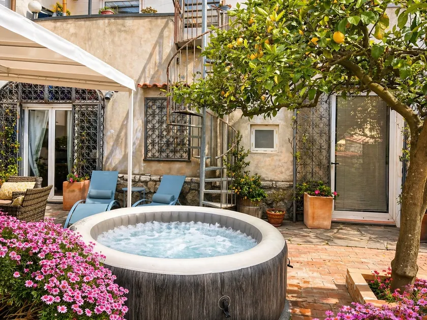 Jamm - Haus mit Whirlpool, Terrasse und Parkplatz - Image 1