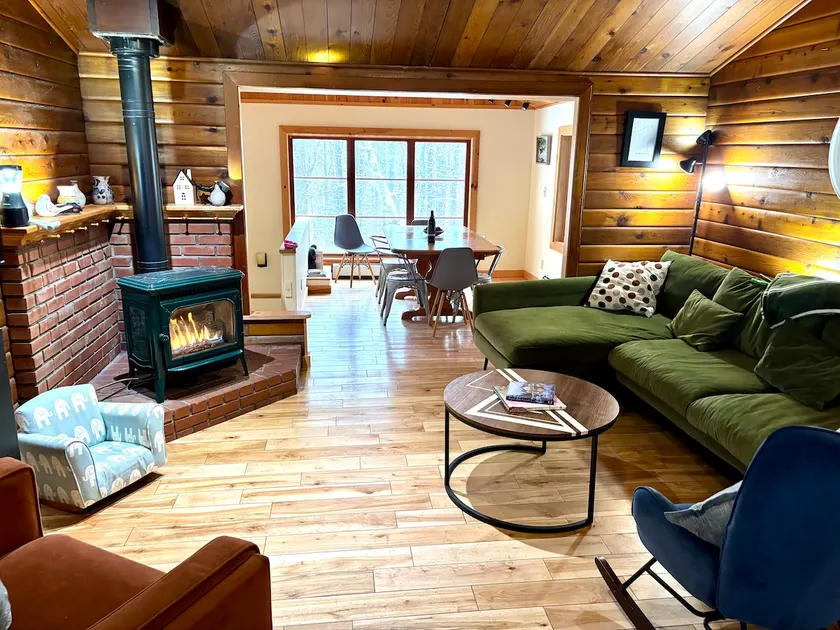 Adirondack Home - Cozy Mountain Hideaway - Image 1