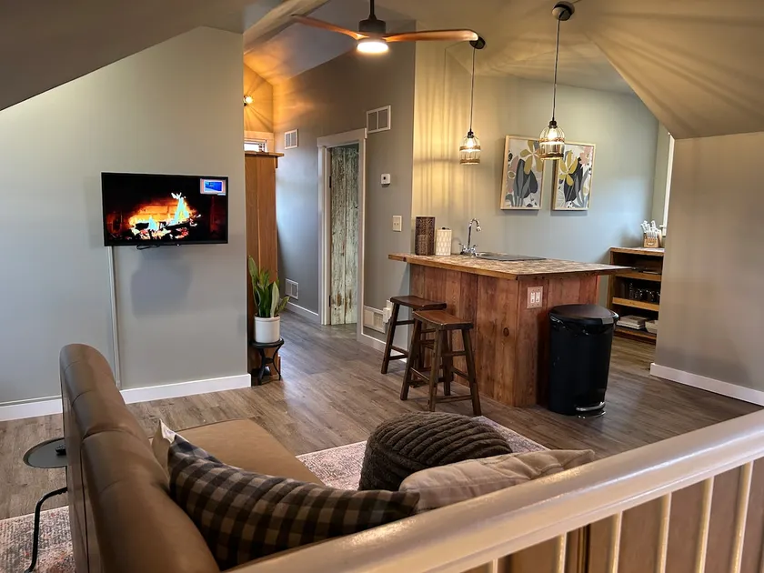 Cozy Loft Getaway | Near Gettysburg and Harrisburg - Image 1