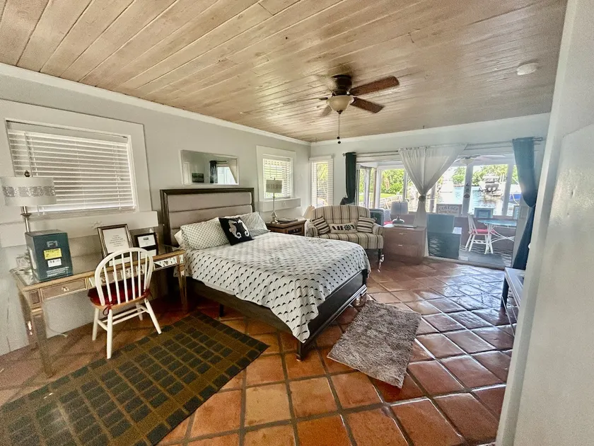 Dockside Nautical Fishing Cottage. Intracoastal! - Image 1