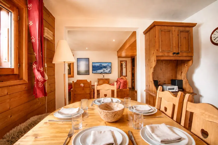 Apartment Tete Rousse - Image 1