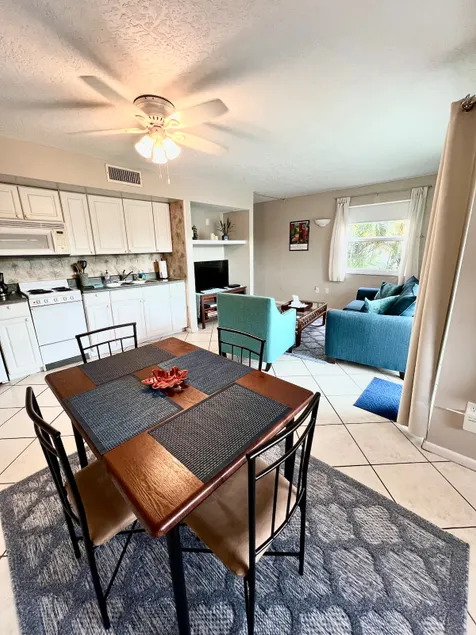 Clancy’s Harbor View Condo - Image 1