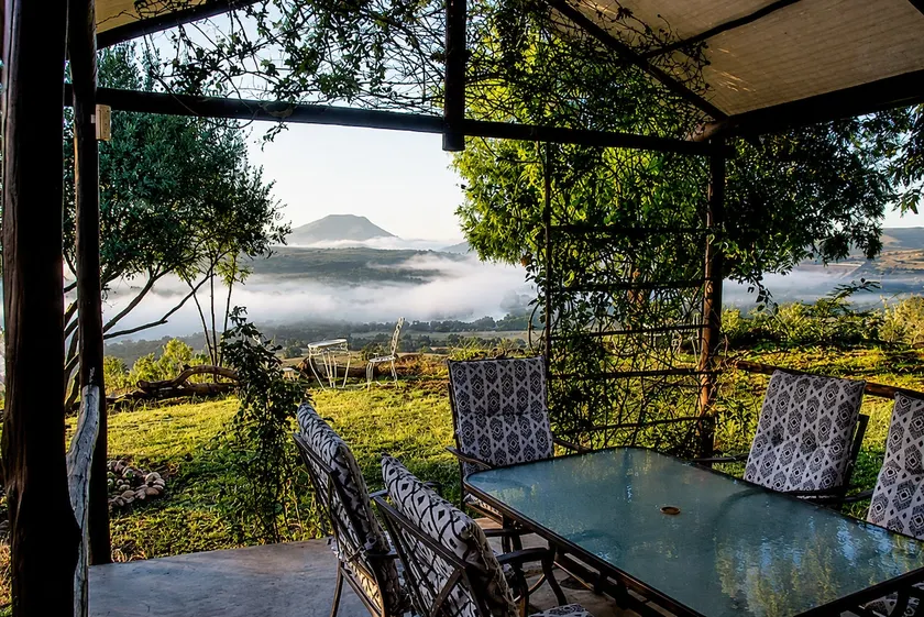 Oppiberg Guesthouse and Spa. Amazing river view - Image 1