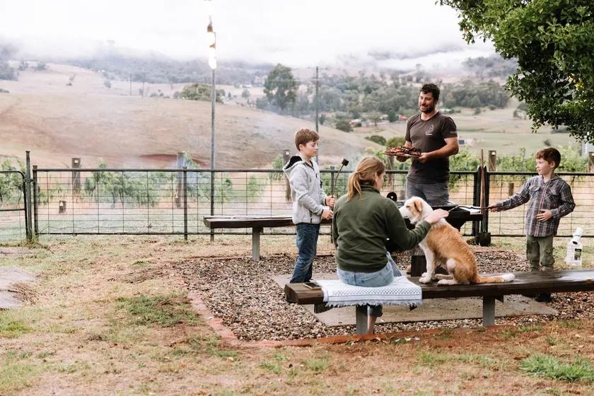 Glenburnie Cottage – Winery Escape in Tumbarumba - Image 1