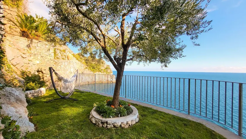 Villa Eris Private sea access pool e spa - Image 1