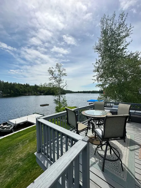 New England Lake House - Image 1