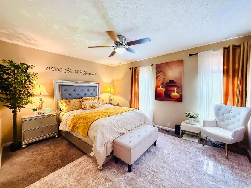 Entire 2BR Home • Deck • Arcade • Atlanta Metro - Image 1