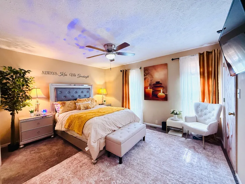 Entire 2BR Home • Deck • Arcade • Atlanta Metro - Image 1