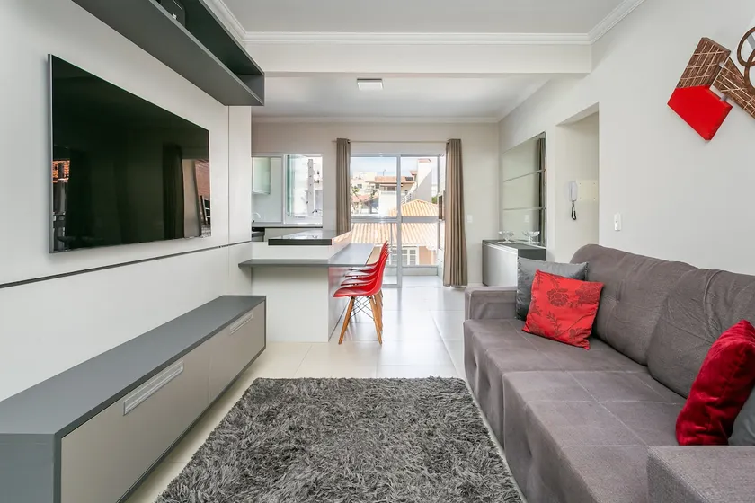 New and Modern Apartment, 2 Bedrooms, Close to the Beach - Image 1