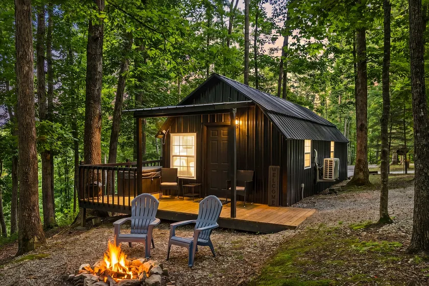 Romantic Cabin for 2 | Red River Gorge Getaway - Image 1
