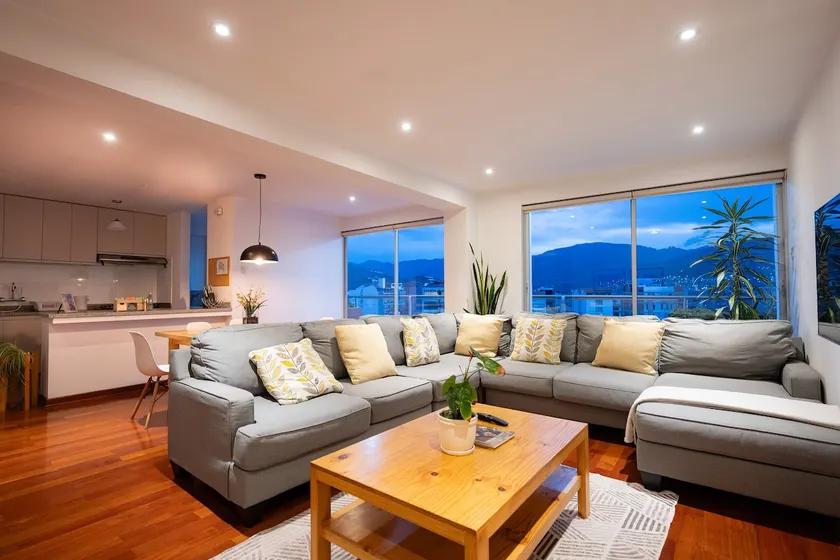 Nice City Scenic Views, Best Location+King Bed - Image 1