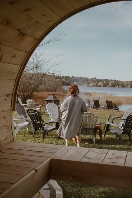 Waterfront Chalet | Sauna & Mountain – Porthos - Image 1