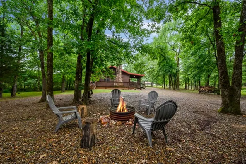 Red Fox Den | Hot Tub, Fire Pit, Creek & Pet-Friendly Broken Bow Cabin - Image 1