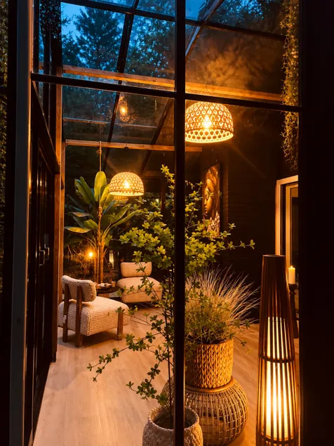 Boutique Bungalow NO.1 - Forest, Bath & Bubbles - Image 1