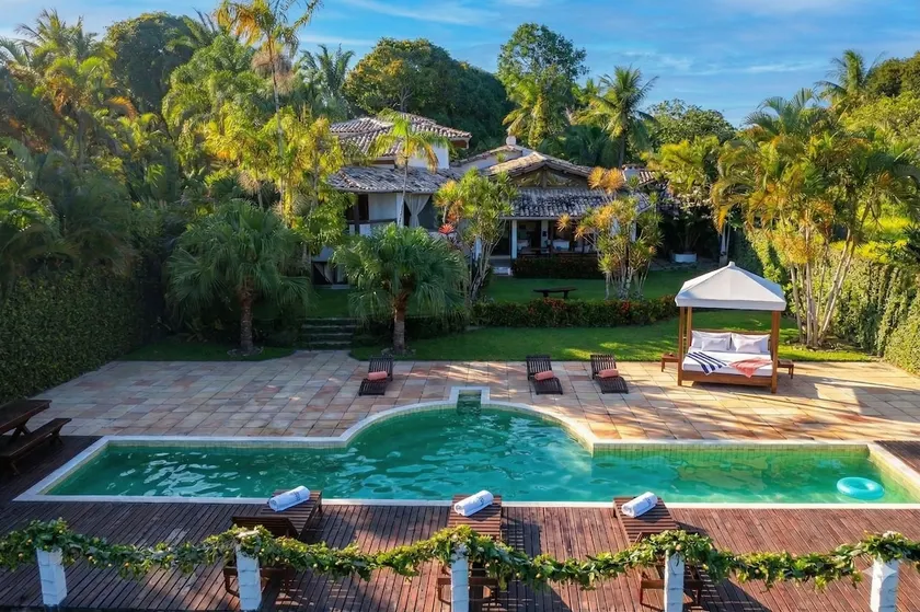 Villa for 29 • Sea View Pool and Whirlpool - Image 1